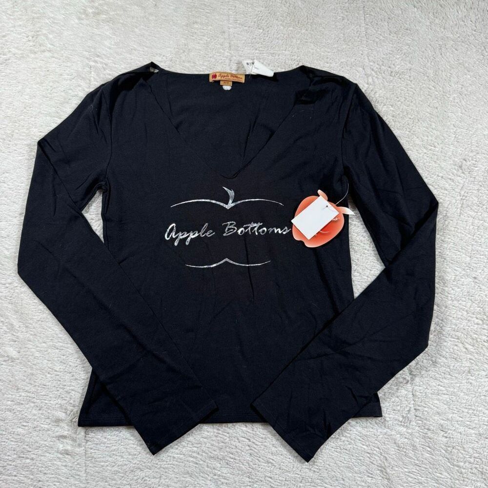 NWT Apple Bottoms Long Sleeve Women’s Tee T Shirt Blouse
